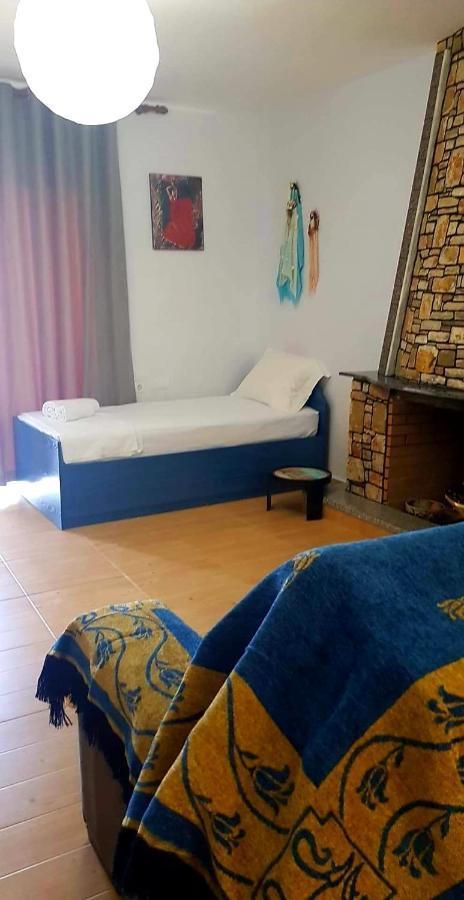 Aira Apartment Himarë Extérieur photo